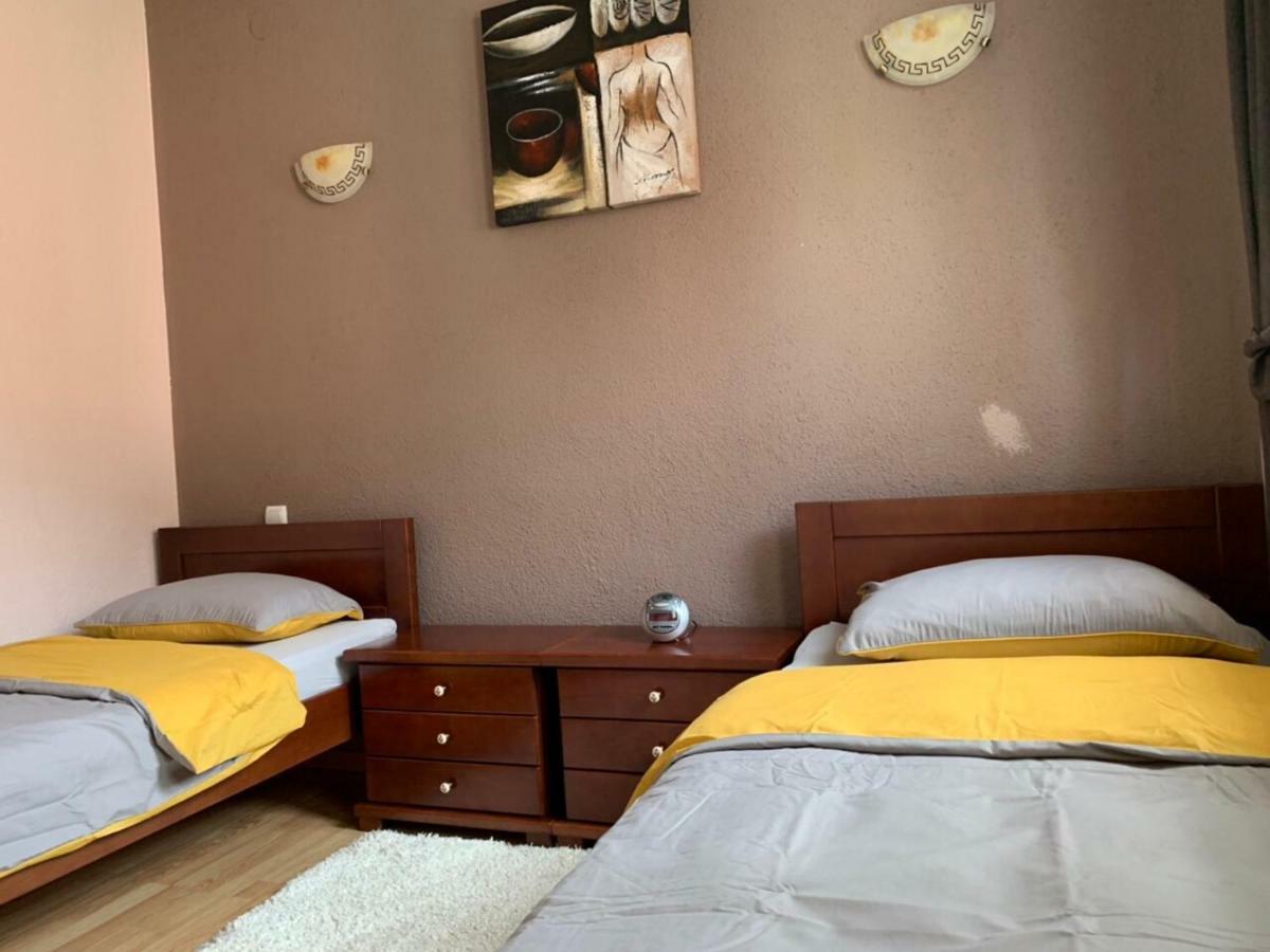 Apartmani Alo Alo Plav Ngoại thất bức ảnh